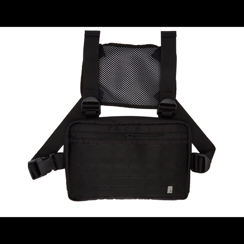 BRAND NEW | AUTHENTIC: Military Chest Rig Bag